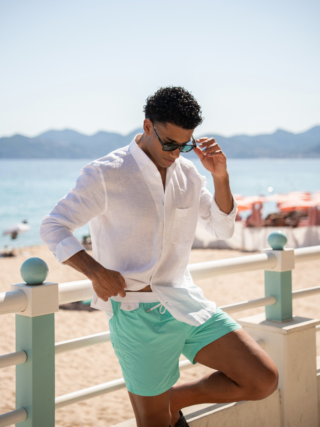Hidden Button Down Shirt - White Linen