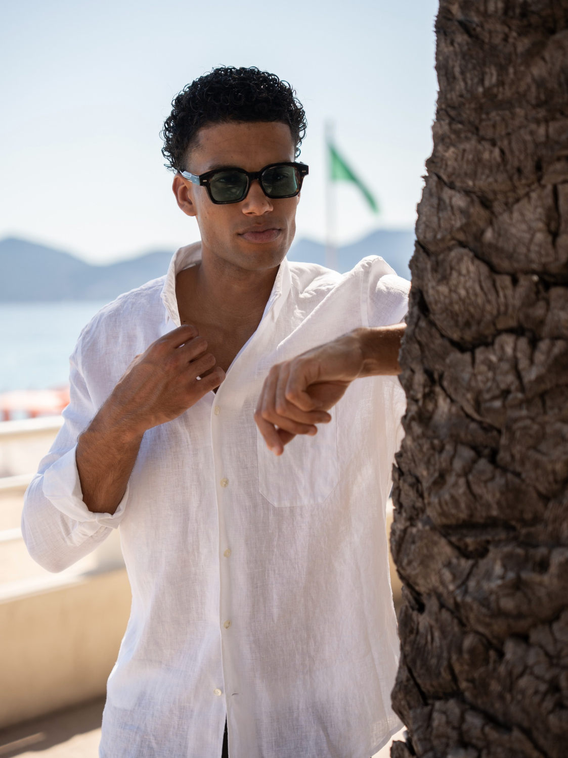 Hidden Button Down Shirt - White Linen